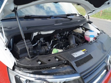 Volkswagen Transporter 2,0 TDi 140 KM MT6 &ndash; Og&oacute;rek po przejściach&hellip;