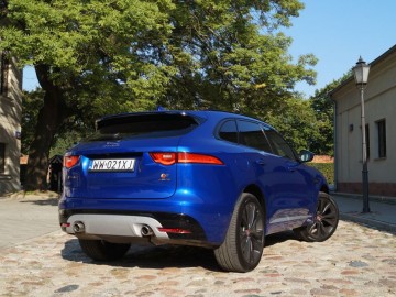 Jaguar F-Pace 3,0 TDV6 AT8 300 KM &ndash; Kocie sprawki