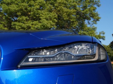 Jaguar F-Pace 3,0 TDV6 AT8 300 KM &ndash; Kocie sprawki