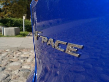 Jaguar F-Pace 3,0 TDV6 AT8 300 KM &ndash; Kocie sprawki