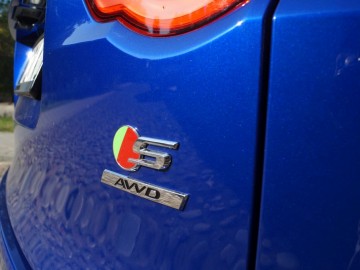 Jaguar F-Pace 3,0 TDV6 AT8 300 KM &ndash; Kocie sprawki