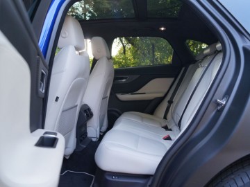 Jaguar F-Pace 3,0 TDV6 AT8 300 KM &ndash; Kocie sprawki