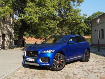 Jaguar F-Pace 3,0 TDV6 AT8 300 KM &ndash; Kocie sprawki