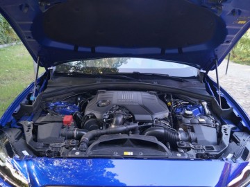 Jaguar F-Pace 3,0 TDV6 AT8 300 KM &ndash; Kocie sprawki