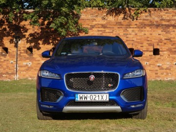 Jaguar F-Pace 3,0 TDV6 AT8 300 KM &ndash; Kocie sprawki