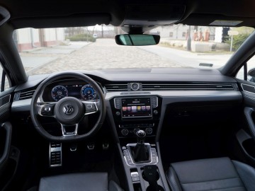 Volkswagen Passat 1.8 TSI BlueMotion Technology 180 KM &ndash; Klasyka klasyki!