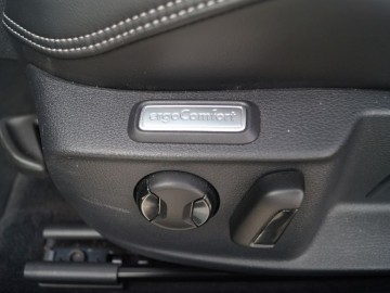 Volkswagen Passat 1.8 TSI BlueMotion Technology 180 KM &ndash; Klasyka klasyki!