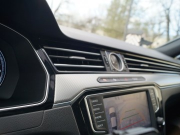 Volkswagen Passat 1.8 TSI BlueMotion Technology 180 KM &ndash; Klasyka klasyki!
