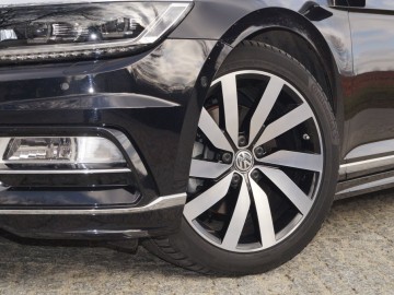 Volkswagen Passat 1.8 TSI BlueMotion Technology 180 KM &ndash; Klasyka klasyki!