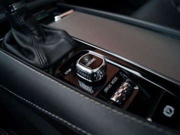 Volvo S90 D5 AWD Inscription &ndash; Pięć metr&oacute;w luksusu, czyli piękna bestia