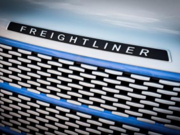 Freightliner Inspiration Truck &ndash; Autonomiczna ciężar&oacute;wka z rekordem