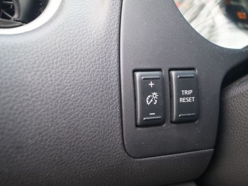 Nissan Navara IV Double Cab 6MT 2.3 DCi 190KM &ndash; W klasie Lux, czyli z rancza do opery&hellip;