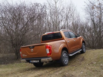 Nissan Navara IV Double Cab 6MT 2.3 DCi 190KM &ndash; W klasie Lux, czyli z rancza do opery&hellip;