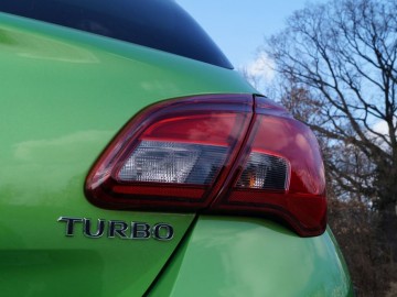 Opel Corsa 1.0 Turbo Color Edition &ndash; Uniwersalna?