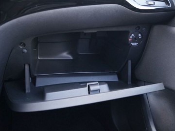 Opel Corsa 1.0 Turbo Color Edition &ndash; Uniwersalna?
