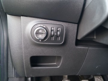 Opel Corsa 1.0 Turbo Color Edition &ndash; Uniwersalna?