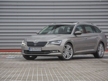 Skoda Superb 2,0 TDI 190 KM 6AT DSG 4&times;4 &ndash; Dynamiczny abstynent&hellip;