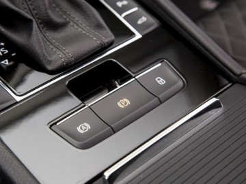 Skoda Superb 2,0 TDI 190 KM 6AT DSG 4&times;4 &ndash; Dynamiczny abstynent&hellip;