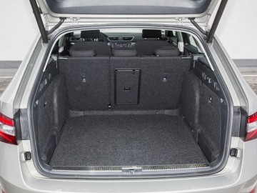 Skoda Superb 2,0 TDI 190 KM 6AT DSG 4&times;4 &ndash; Dynamiczny abstynent&hellip;