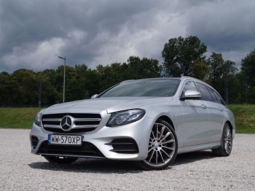 Mercedes Benz E220d W213 kombi 9G-Tronic &ndash; Elegancja i blichtr