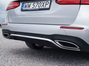 Mercedes Benz E220d W213 kombi 9G-Tronic &ndash; Elegancja i blichtr