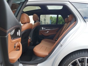Mercedes Benz E220d W213 kombi 9G-Tronic &ndash; Elegancja i blichtr