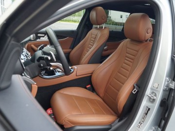 Mercedes Benz E220d W213 kombi 9G-Tronic &ndash; Elegancja i blichtr