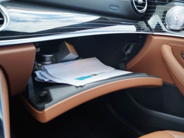 Mercedes Benz E220d W213 kombi 9G-Tronic &ndash; Elegancja i blichtr