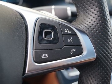 Mercedes Benz E220d W213 kombi 9G-Tronic &ndash; Elegancja i blichtr