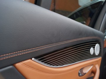 Mercedes Benz E220d W213 kombi 9G-Tronic &ndash; Elegancja i blichtr