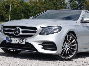 Mercedes Benz E220d W213 kombi 9G-Tronic &ndash; Elegancja i blichtr