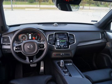 Volvo XC90 Twin Engine T8 AWD &ndash; Hybryda dla opornych