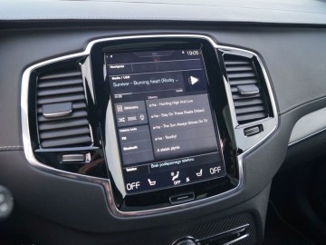 Volvo XC90 Twin Engine T8 AWD &ndash; Hybryda dla opornych