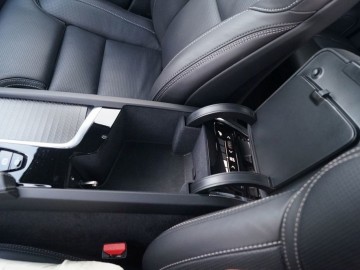 Volvo XC90 Twin Engine T8 AWD &ndash; Hybryda dla opornych