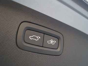 Volvo XC90 Twin Engine T8 AWD &ndash; Hybryda dla opornych