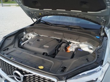 Volvo XC90 Twin Engine T8 AWD &ndash; Hybryda dla opornych