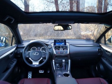 Lexus NX 200T AWD &ndash; Typ nadzwyczajny