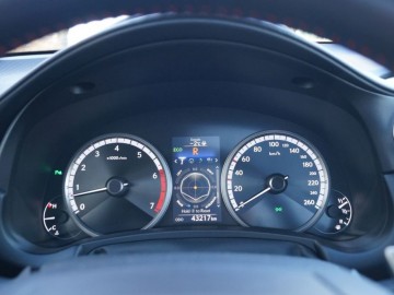 Lexus NX 200T AWD &ndash; Typ nadzwyczajny