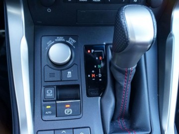 Lexus NX 200T AWD &ndash; Typ nadzwyczajny