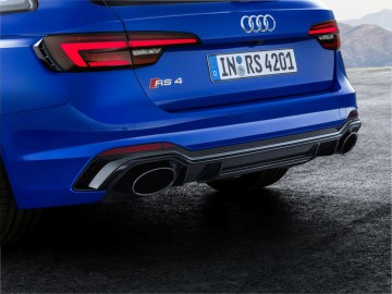 Nowe RS 4 już w salonach