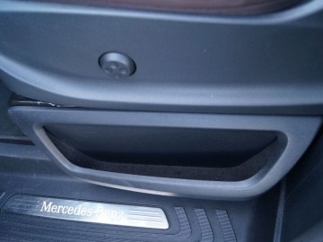 Mercedes-Benz V 250 CDI 7-G Tronic Plus: Kiedy S-Klasa to za mało