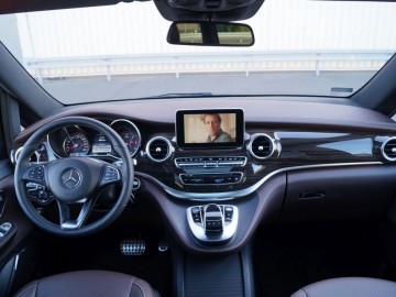 Mercedes-Benz V 250 CDI 7-G Tronic Plus: Kiedy S-Klasa to za mało