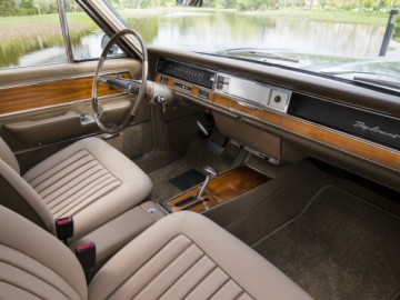 Opel Diplomat &ndash; Samoch&oacute;d szefa