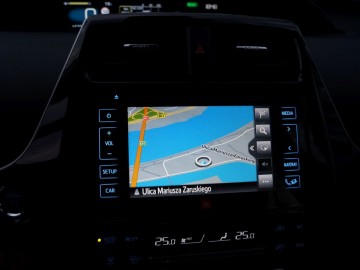 Toyota Prius 1.8 Hybrid Synergy Drive 122KM CVT - Ekologiczny i oryginalny