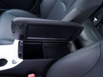 Toyota Prius 1.8 Hybrid Synergy Drive 122KM CVT - Ekologiczny i oryginalny