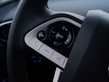 Toyota Prius 1.8 Hybrid Synergy Drive 122KM CVT - Ekologiczny i oryginalny