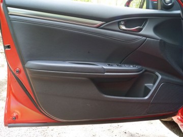 Honda Civic 1,0 turbo &ndash; Mroczne widmo czy nowy początek?
