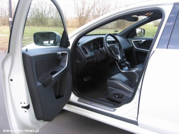 Volvo XC60 T5 Summum R-Design – Dla przyjemności