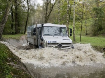 Mercedes Unimog U 4023/U 5023 &ndash; Najtrudniejszy off-road to jego żywioł