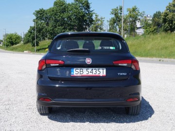 Fiat Tipo II Hatchback 1,4 T-Jet Lounge &ndash; Urokliwy